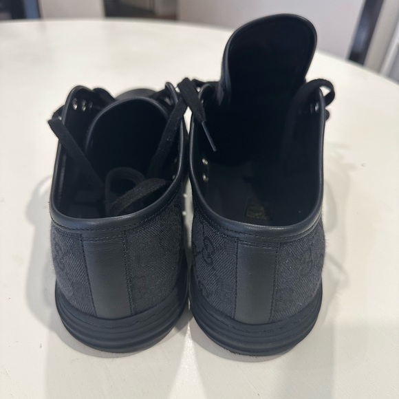 Never worn : size 8 but I’m a size 10 in Nike and they fit me well - Picture 6 of 6